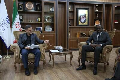  استاندار زنجان:تفاهم‌نامه خواهرخواندگی با یکی از شهرهای سنگال منعقد شود