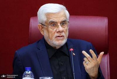  عارف: دانه درشت‌ها و فرار مالیاتی آفتی است که باید حتماً ریشه‌کن کرد/ نباید اکثریت جامعه را قربانی اقلیتی کنیم که فرار مالیاتی دارند/ دانه درشت‌ها و فرار مالیاتی آفتی است که باید حتماً ریشه‌کن کرد/ جایگاه‌های مدیریتی باید دارای ثبات باشد