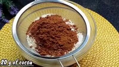  طرز تهیه دسر موز و شکلات تابه‌ای بدون فر و کمتر از  ۱۵ دقیقه!
