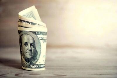  دلایل نوسانات قیمت دلار در آبان و عقب‌نشینی آن در آذر - سرمایه و بورس