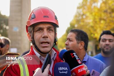  آتش‌سوزی در پاساژ دو طبقه فلکه صادقیه