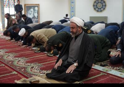  امام جمعه ایلام: تفکر بسیجی معادلات دشمن را به‌هم زد - تسنیم