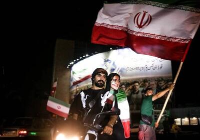  بسیج اساتید: نقشه‌های شوم دشمنان با پیوند دولت و ملت عملی نخواهد شد - تسنیم