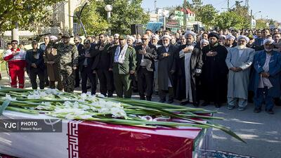  مراسم تشییع اولین شهید گمنام در دورترین شهر گلستان