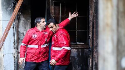  آتش‌سوزی در پاساژ دو طبقه صادقیه؛ یک نفر جان‌باخت