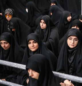  هدیه عجیب از ساختمان شیشه‌ای به سحر امامی!
