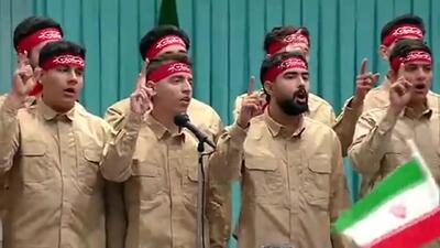  فیلم/ نوای  ایران ای حریم رضا  در حسینیه امام(ره) طنین انداز شد