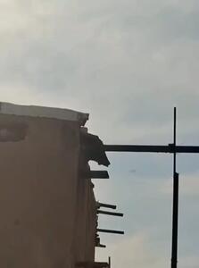  ویدیو لحظه عبور جنگنده خودی در ارتفاع پایین در آسمان تهران