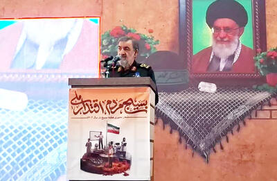  باید کاری کنیم دشمن برای همیشه مایوس و ناامید شود