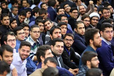  سرمقاله خراسان/ لزوم نهضت جوان گرایی در نهادهای انقلابی