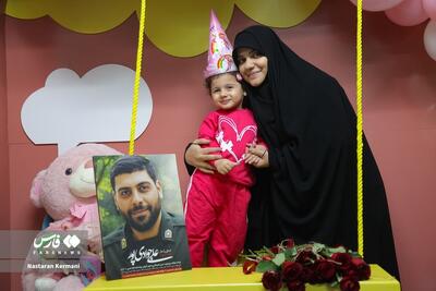  جشن تولدی کوچک برای دختر قهرمان بزرگ