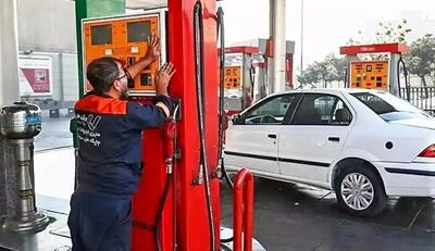  فروش روزانه 53میلیون لیتر بنزین به قیمت 5هزار تومان