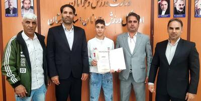  تجلیل مدیرکل ورزش و جوانان لرستان از قهرمان موی تای آسیا