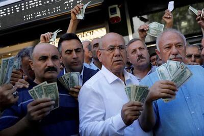  قیمت دلار امروز چهارشنبه 5 آذر ۱۴۰۴