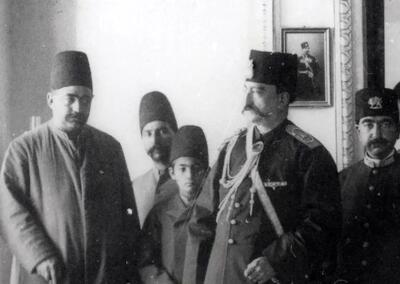  «همسران و دختران ناصرالدین شاه» در کاخ سلطنت‌آباد؛ سال 1271