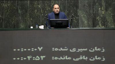  افزایش قیمت بنزین راه‌حل کشور نیست