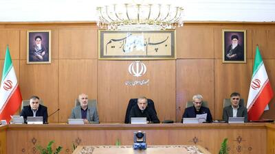  افزایش ۴ برابری عرضه کالابرگ در دولت چهاردهم/ انتخاب مدیرعامل ایران ایر در جلسه دولت
