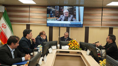  حتی به خرد و دانایی احساس نیاز نمی‌شود!