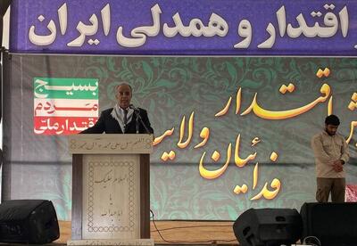  استاندار سیستان و بلوچستان: هیچ تشکل و حزبی نمی‌تواند مانند بسیج همه اقشار و تفکرات را گرد هم جمع کند