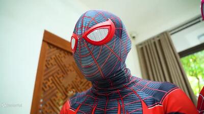  نبرد مرد عنکبوتی و اسپایدرمن ، مرد عنکبوتی نبرد جدید spiderman : مرد عنکبوتی.