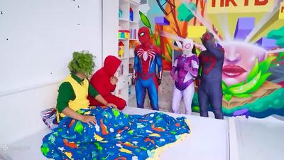  نبرد مرد عنکبوتی و اسپایدرمن راهبه وحشت مردعنکبوتی spiderman مبارزه مرد عنکبوت