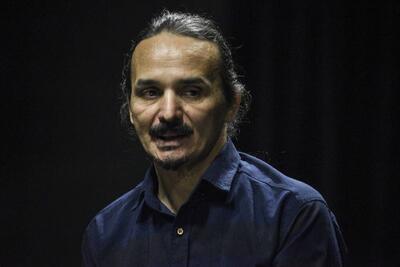  منتقدی که بعد از ۱۰ سال دوباره کارگردانی می‌کند/  «زنی که فقط سیگار می‌کشد» از ۶ آذر می‌آید
