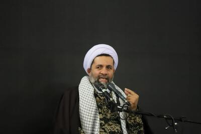  تفکر اسلامی، ریشه‌ای عمیق در مبارزه با استکبار دارد