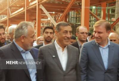  معاون رئیس جمهور یک طرح پتروشیمی را در عسلویه افتتاح کرد