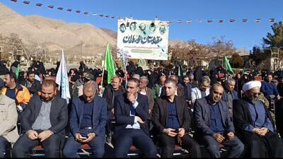  مراسم تشییع پیکر پاک شهید گمنام در شهمیرزاد برگزار شد