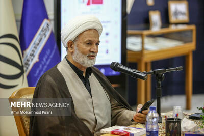  روانبخش: تبیین اندیشه‌های قرآنی رهبر انقلاب برای جامعه ضرورت دارد