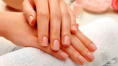  علائمی روی ناخن که نباید نادیده بگیرید