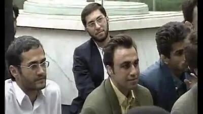 عکس مشترک رهبر انقلاب با رضا عطاران در دیدار با هنرمندان / چقدر عطاران و حسن جوهرچی و رامبد جوان جوون بودن!