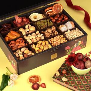  هدیه‌های سنتی محبوب شب یلدا 🍉 (راهنمای انتخاب هدایا و نکات بسته بندی)