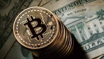  قیمت رمز ارز بیت کوین ۵ آذر ۱۴۰۴