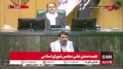  ابهامات و انتقادات نماینده تهران به طرح بنزین سه نرخی: چرا خانواری که با هزار زحمت خودرو خریده باید از سهمیه محروم شود، اما خانواده‌ای با چند خودرو همه سهمیه را بگیرد؟