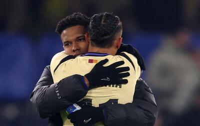  وقتی ستاره بارسلونا با وجود شکست، از عملکرد هم‌وطنش به وجد می‌آید / عکس