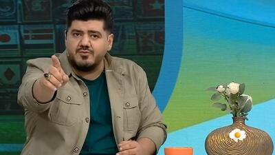  مجری صدا‌و‌سیما: جام جهانی در دهات‌های آمریکا قرار است برگزار شود؛ جمله «ورزش سیاسی نیست» یک جوک است