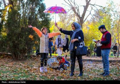  همدان با جشن برگریزان جان تازه می‌گیرد/پاییزِ هزاررنگ میزبان خانواده‌هاست - تسنیم