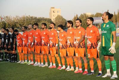  اعتراض عجیب بازیکنان سایپا در شب بازی حساس (عکس)