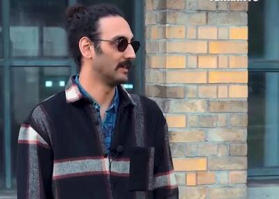  فیلم/ انتقاد بی‌سابقه مردم این‌بار به سوی پسر مهران مدیری بخاطر شکلک درآوردن در کنسرتش در کانادا؛ مقصر کسانی هستند که در کنسرت این پدر و پسر...