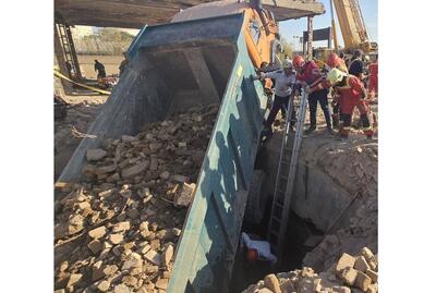  سقوط مرگبار یک کامیون در درون آب انبار در تهران