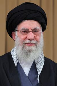  رهبر انقلاب: شایعات درباره ارسال با واسطه پیغام از طرف ایران به آمریکا دروغ محض است