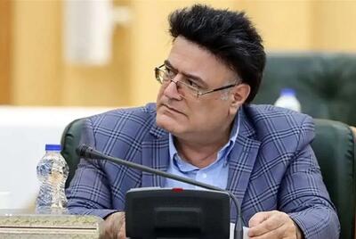 قیمت بنزین سال به سال و کم کم بالا می‌رفت بهتر بود تا چند سال ثابت و بعد افزایش- یک کارشناس اقتصادی