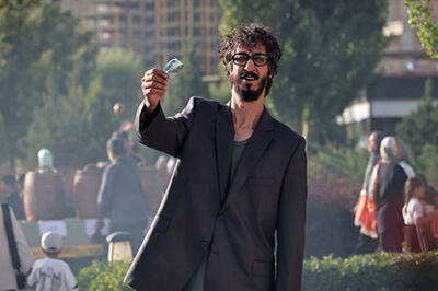  رضا چلنگر، مترجم بهرام افشاری در مرد عینکی شد!