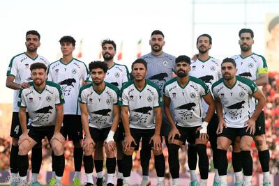  پوستر زیبای ذوب‌آهن؛ فوتبال علیه آتش‌سوزی هیرکانی!