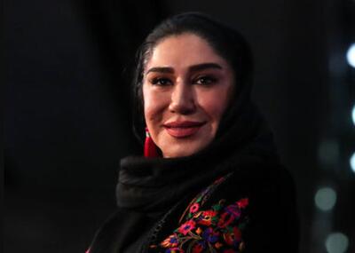  استایل پُر نقش و نگار نسیم ادبی جلب توجه کرد