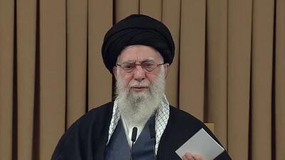  حمایت رهبر انقلاب از دولت :  کار اداره کشور سخت و سنگین است/ از رئیس جمهور محترم و دولت خدمتگزار حمایت کنیم + فیلم