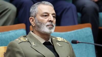  سرلشکر موسوی: نیروی دریایی آماده پاسخ قاطع و پشیمان‌کننده به هر تجاوز احتمالی است