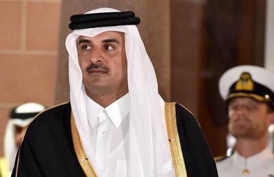  امیر قطر با گوشی و کفش کتانی خبرساز شد + عکس | اقتصاد24