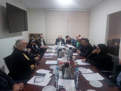  فائزه هاشمی: تغییرات مدیریتی بدون اصلاحات اساسی نمی‌تواند به بهبود عملکرد منجر شود/ عرب سرخی: در الگوی هزینه کرد کشور باید بازنگری شود/ ساداتیان: دولت منفعل است
